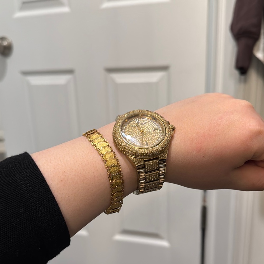 Michael Kors Diamond Watch - Picture 6 of 7